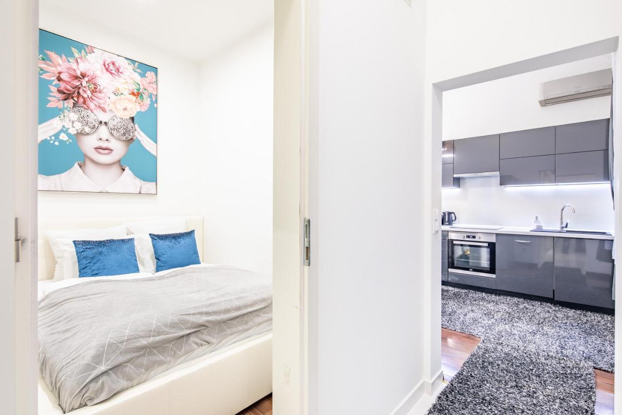 Melody Meadow Apartment Budapest Exteriör bild